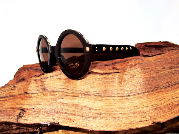 Metal Studs Sunglasses in Four Colors