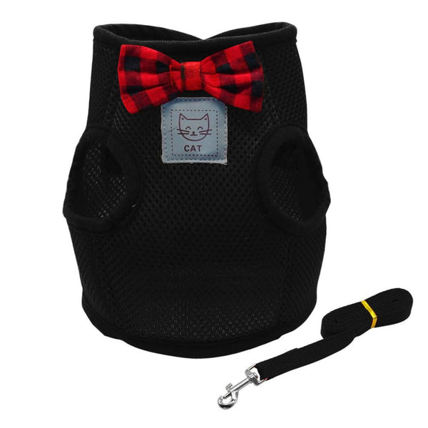 Extra soft mesh cat harness and leash set in black are designed for cats to distribute the pressure through the chest and shoulders, not on the neck.