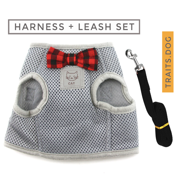 Extra soft mesh cat harness and leash set are designed for cats to distribute the pressure through the chest and shoulders, not on the neck.